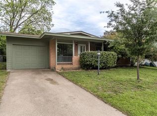 608 Pine St, Hurst, TX 76053