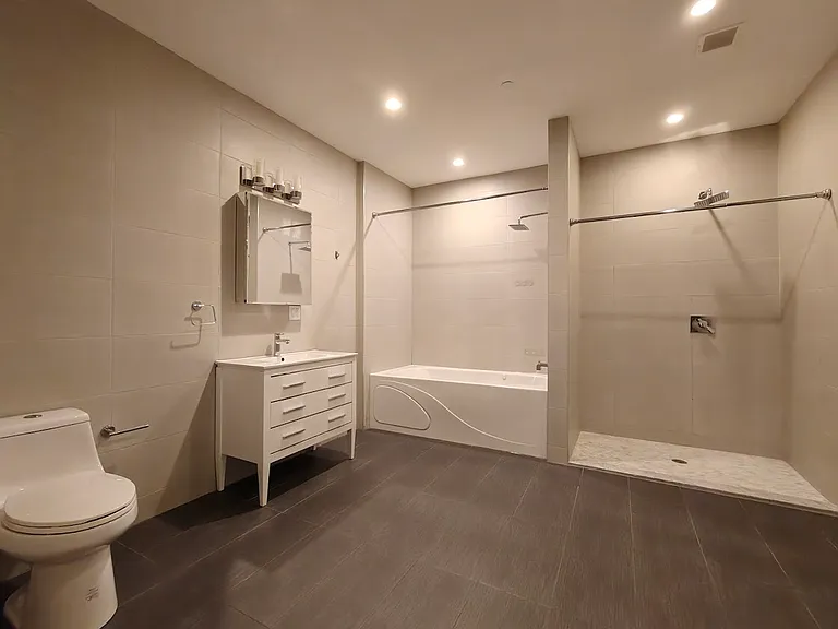 48 Eagle St #1-307 — Photo 12