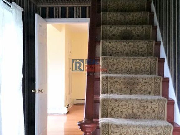 2nd image of 20 Summer St #4