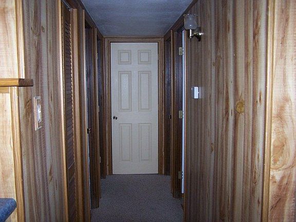 4th image of 928 Dawnview Dr