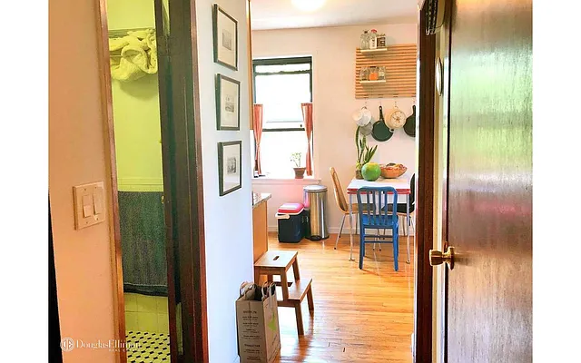 Rented by Douglas Elliman | media 22