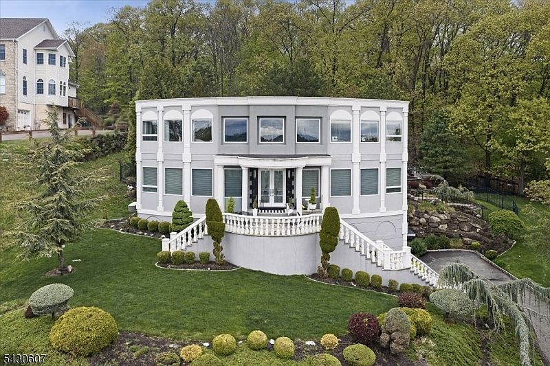 47 Mountainwood Ct, Totowa, NJ 07512 | MLS #4026720 | Zillow