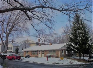 2902 Harvey St APT 4, Madison, WI 53705