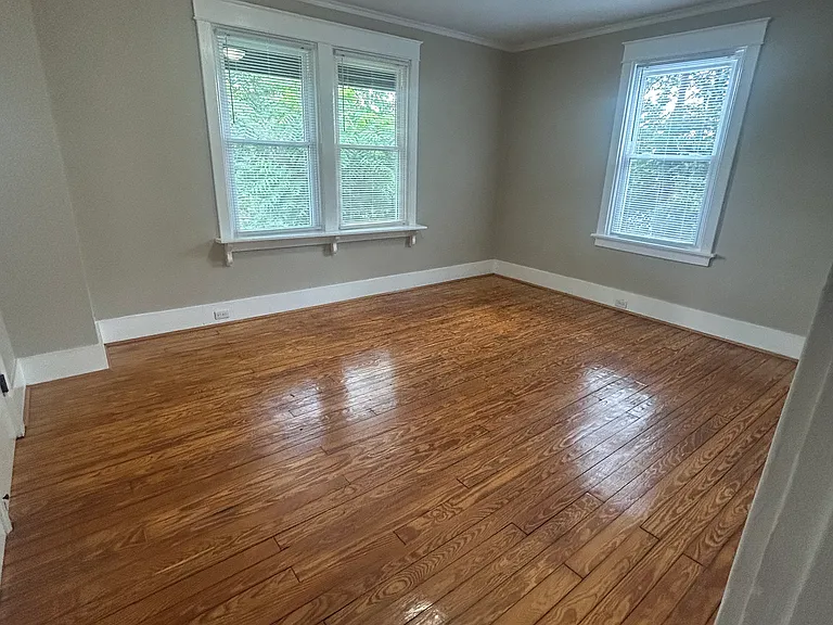 5307 Kenwood Rd #2 — Photo 12