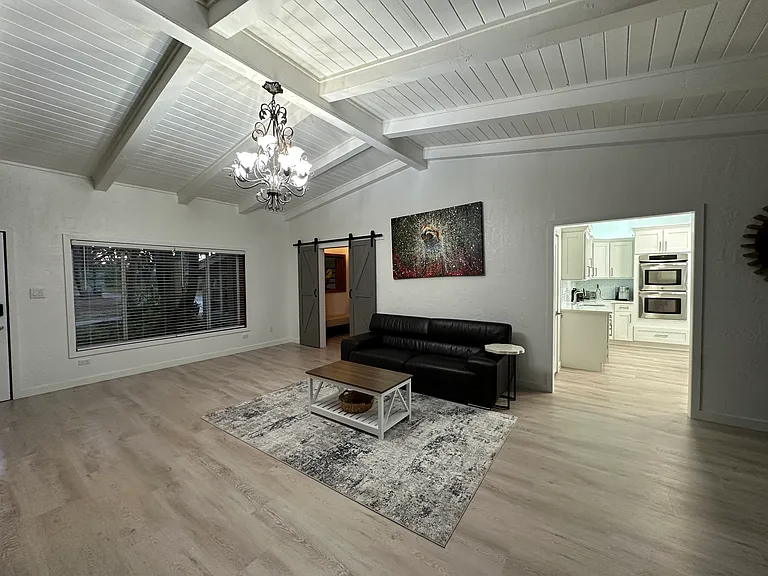 2650 Philippe Pkwy — Photo 19