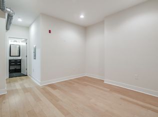 1305 Locust St APT 2C, Philadelphia, PA 19107