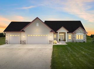 3611 Britton Rdg, Union Grove, WI 53182