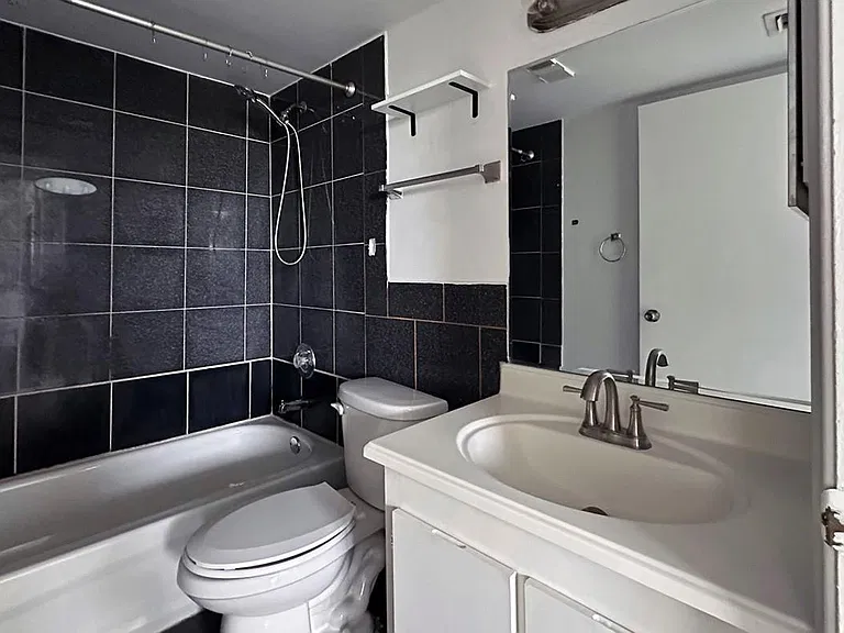 1900 N Congress Ave #407 — Photo 13