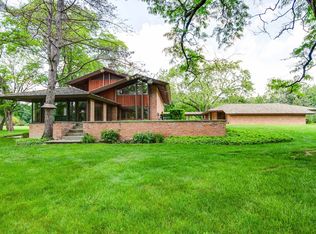 1200 Regency Ln, Lake Forest, IL 60045