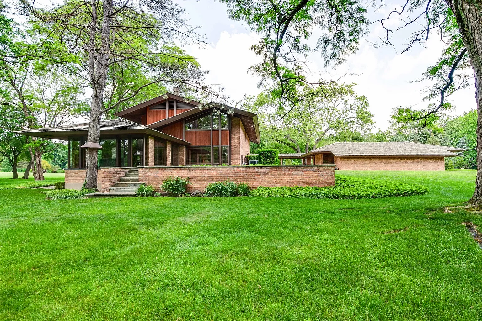 1200 Regency Ln photo 1