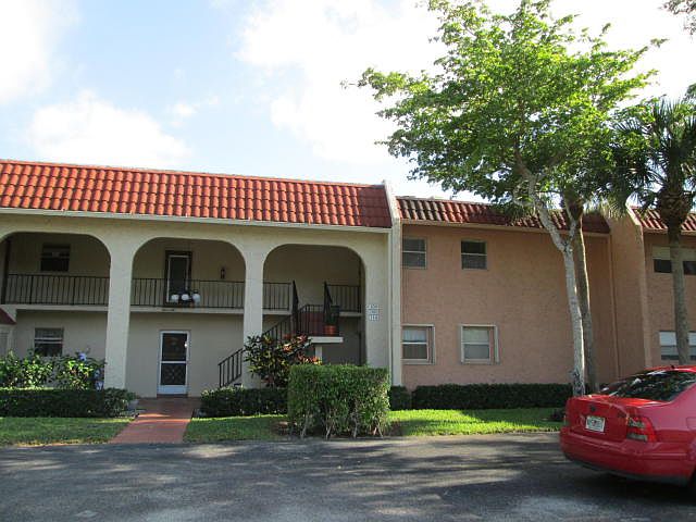1st image of 108 Lake Evelyn Dr