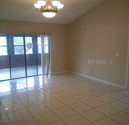 4th image of 802 Honolulu Woods Ln