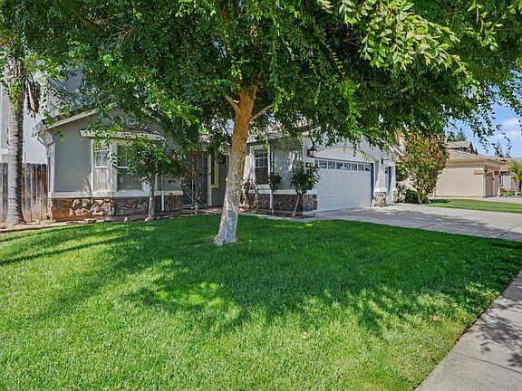 2nd image of 379 John Kamps Way