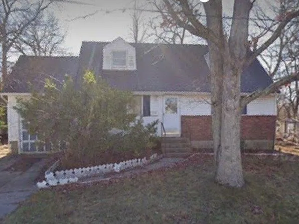 610 Garnet Street, North Babylon, NY 11703