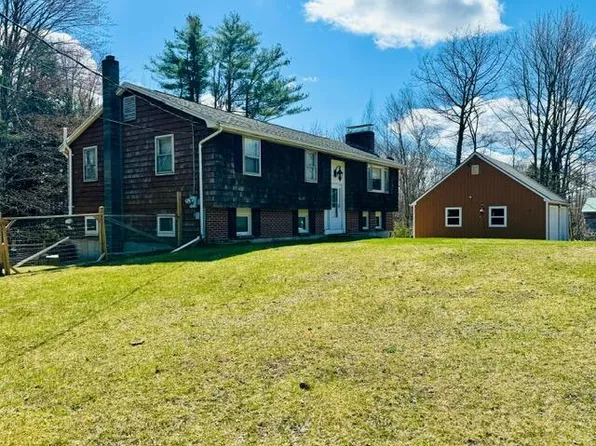 22 First Street, West Gardiner, ME 04345