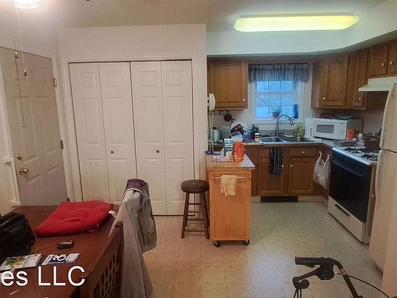 4th image of 20-24 Prospect St #24B