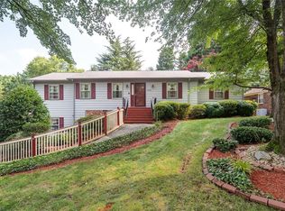 5620 Guida Dr, Greensboro, NC 27410