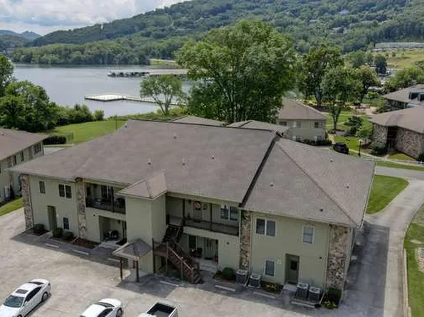 1649 Lakeview Dr #B, Young Harris, GA 30582