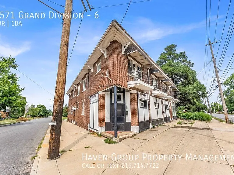 9571 Grand Division Ave #6 — Photo 3