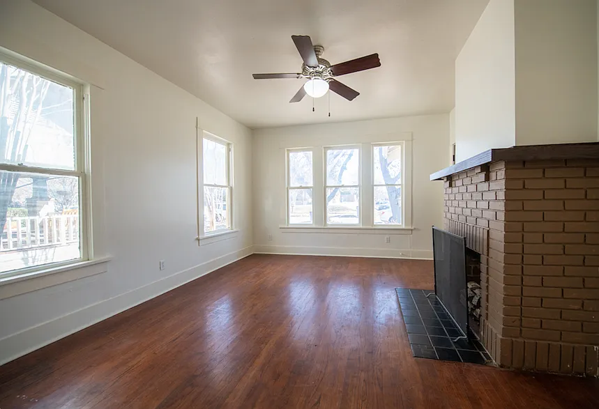 Building Photo - 301 N Marlborough Ave