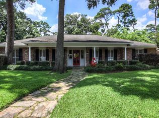 12338 Rip Van Winkle Dr, Houston, TX 77024