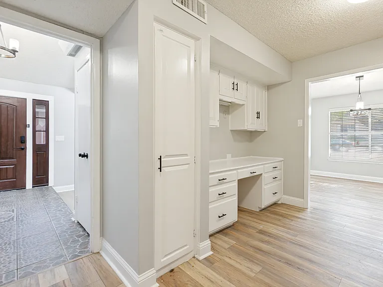 14372 Haymeadow Cir — Photo 20