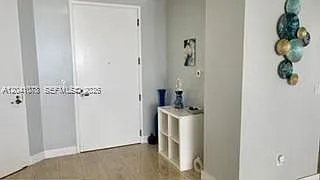 18201 E Collins Ave #5009 — Photo 7