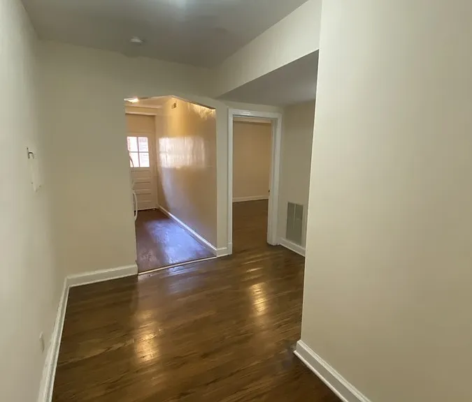 4010 Calvert St NW #B — Photo 4
