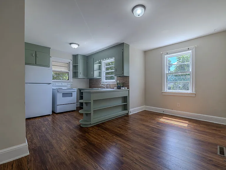 1A Callahan Ave — Photo 3