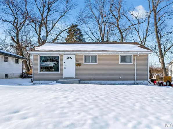 146 Grampian Rd, Saint Louis, MO 63137