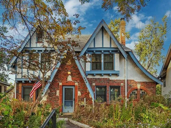 608 E 72nd St, Kansas City, MO 64131