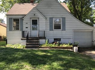 2905 Scott St, Omaha, NE 68112