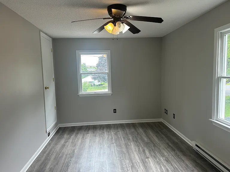 17 Ashaway Rd #B — Photo 6