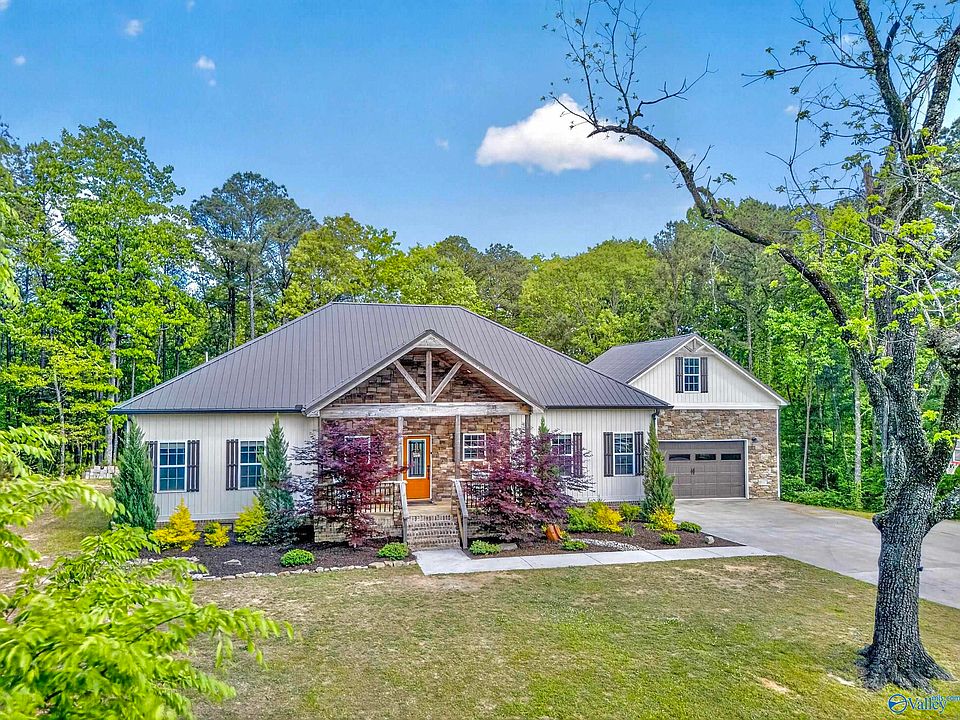 1st image of 619 Mini Farm Rd