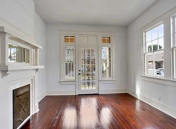 2nd image of 2705-07 Bruxelles St
