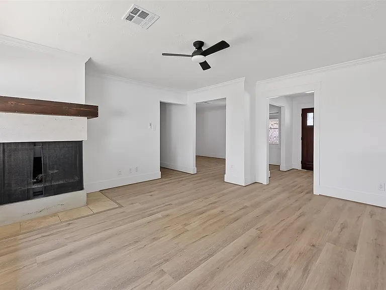 1906 Shadow Bend Dr — Photo 15