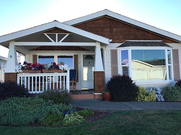 Front yard, sprinkler system