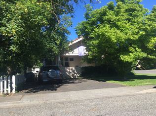 1002 9th St, Clarkston, WA 99403