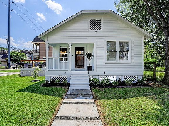 Magazine ready show stopper, one block from the Nicholson Hike & Bike Trail