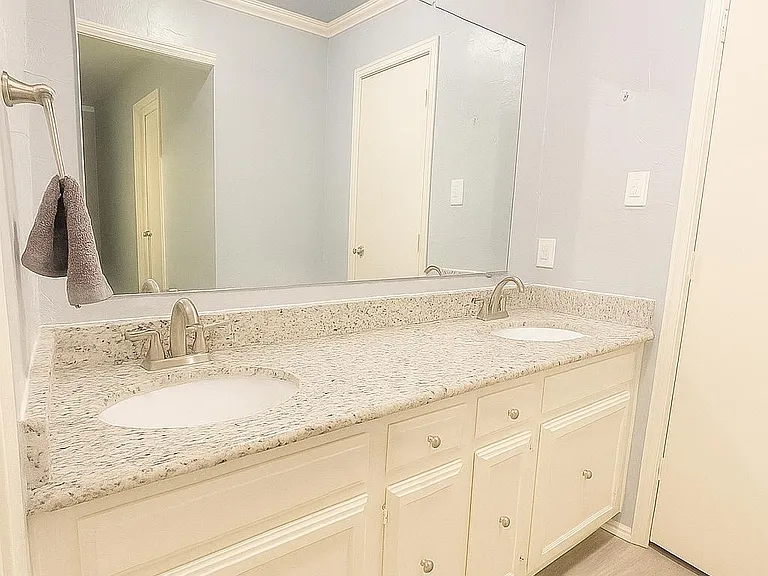 (Bathroom C) Upstairs - full bath