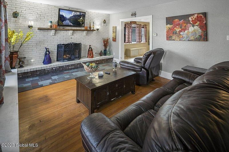 5th image of 1052 Hegeman Street