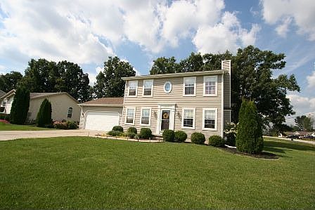 1st image of 7010 Glen Oak Dr