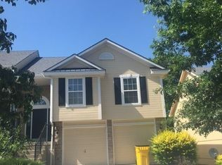 1226 NW Ashley Dr, Grain Valley, MO 64029