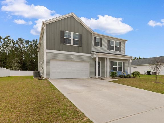 3rd image of 152 Wagner Cir.