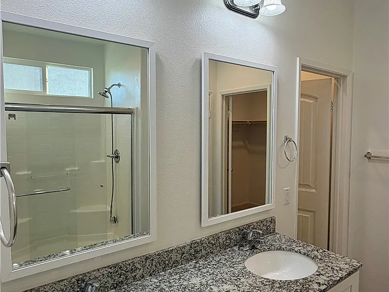 914 Haviture Way — Photo 16