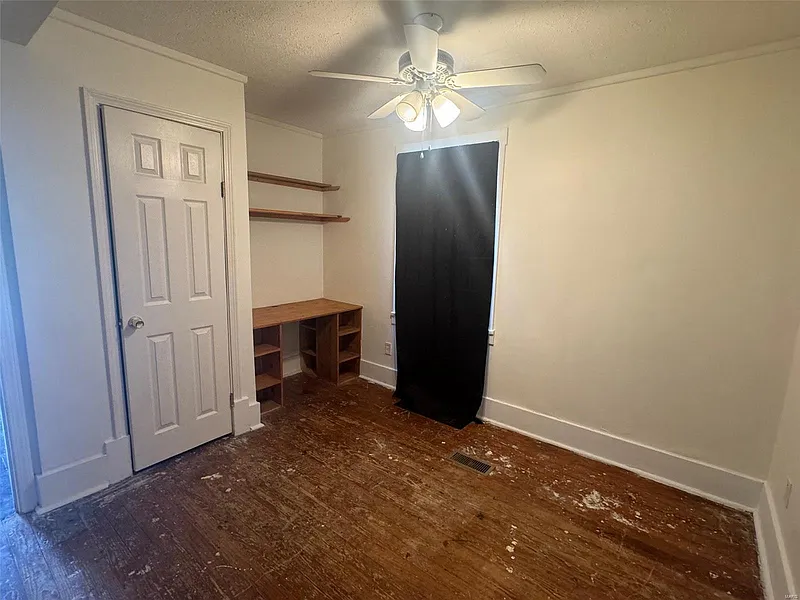 Thumbnail 12
