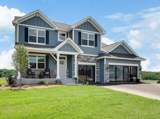 4901 Blake Way, Woodbury, MN 55129