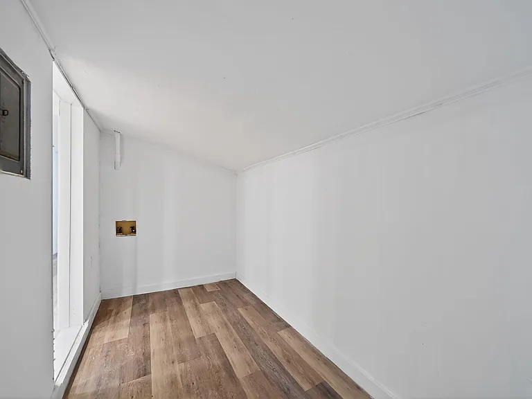 4205 Carroll Ave — Photo 10