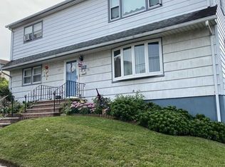 111 Leonard St, Garfield, NJ 07026