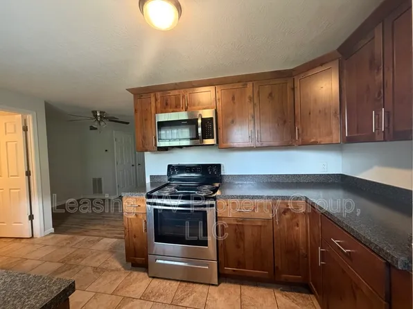 5208 Rocky Fork Rd, Charleston, WV